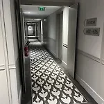 Aparthotel Paris Cdg Airport 4*
