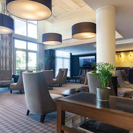 Apartahotel Résidence Paris Cdg Airport 4*