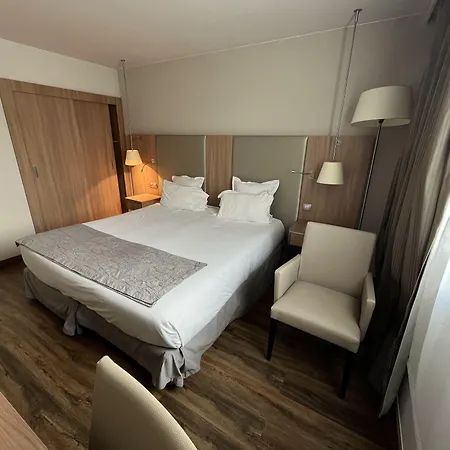 Paris Cdg Airport 鲁瓦西昂法兰西