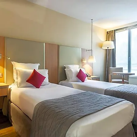 Paris Cdg Airport 4*