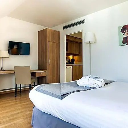 Paris Cdg Airport 4* Roissy-en-France