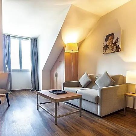 Apartmanhotel Paris Cdg Airport 4*