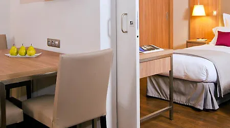 Paris Cdg Airport Aparthotel 4*