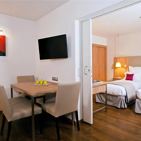 Paris Cdg Airport Apartmanhotel Roissy-en-France