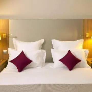 Apartmanhotel Paris Cdg Airport 4*